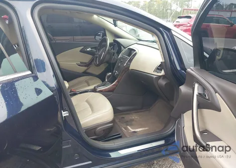 2015 Buick Verano Leather Group из США, поврежденный, VIN 1G4PS5SK9F4176191